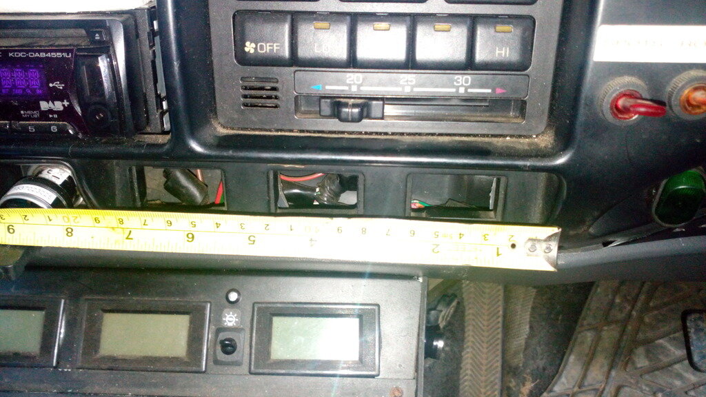 dash%20holes_zpsq8ws5ax0.jpg