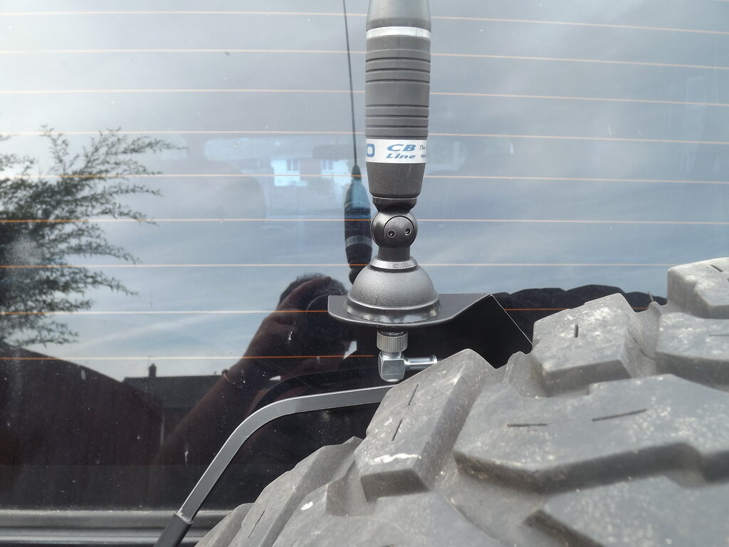antenna-20mount-20001_zps1qjw7vuh-jpg.90151.jpg