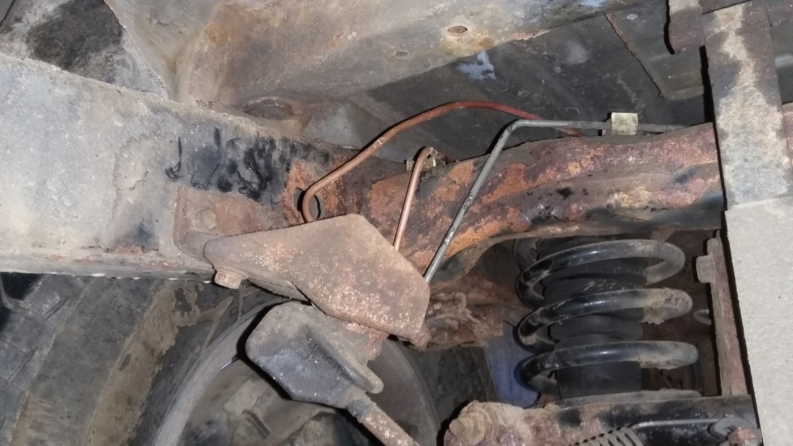 bushings 004.jpg