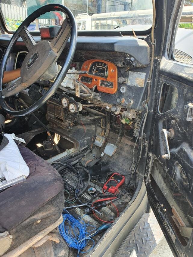 bj44 steering position.jpg