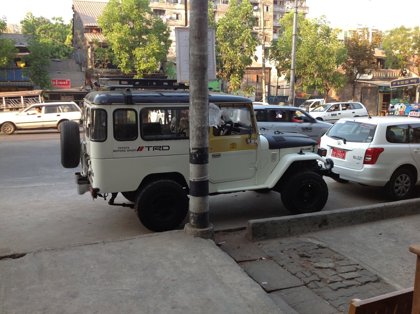 IMG-8c35442178a4478fe78da56574616fc5-V.jpg