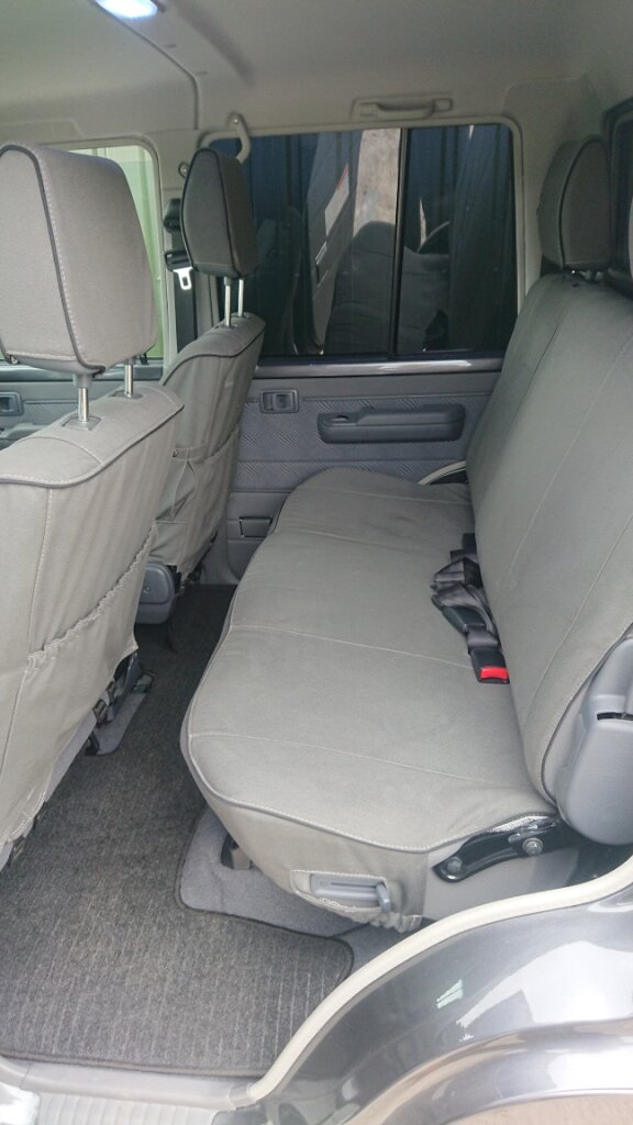 Rear Seats.jpg