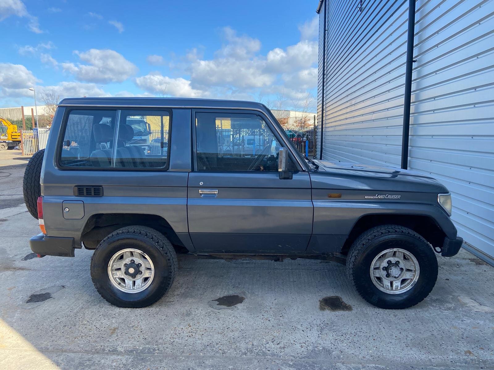 MY LJ71.jpeg