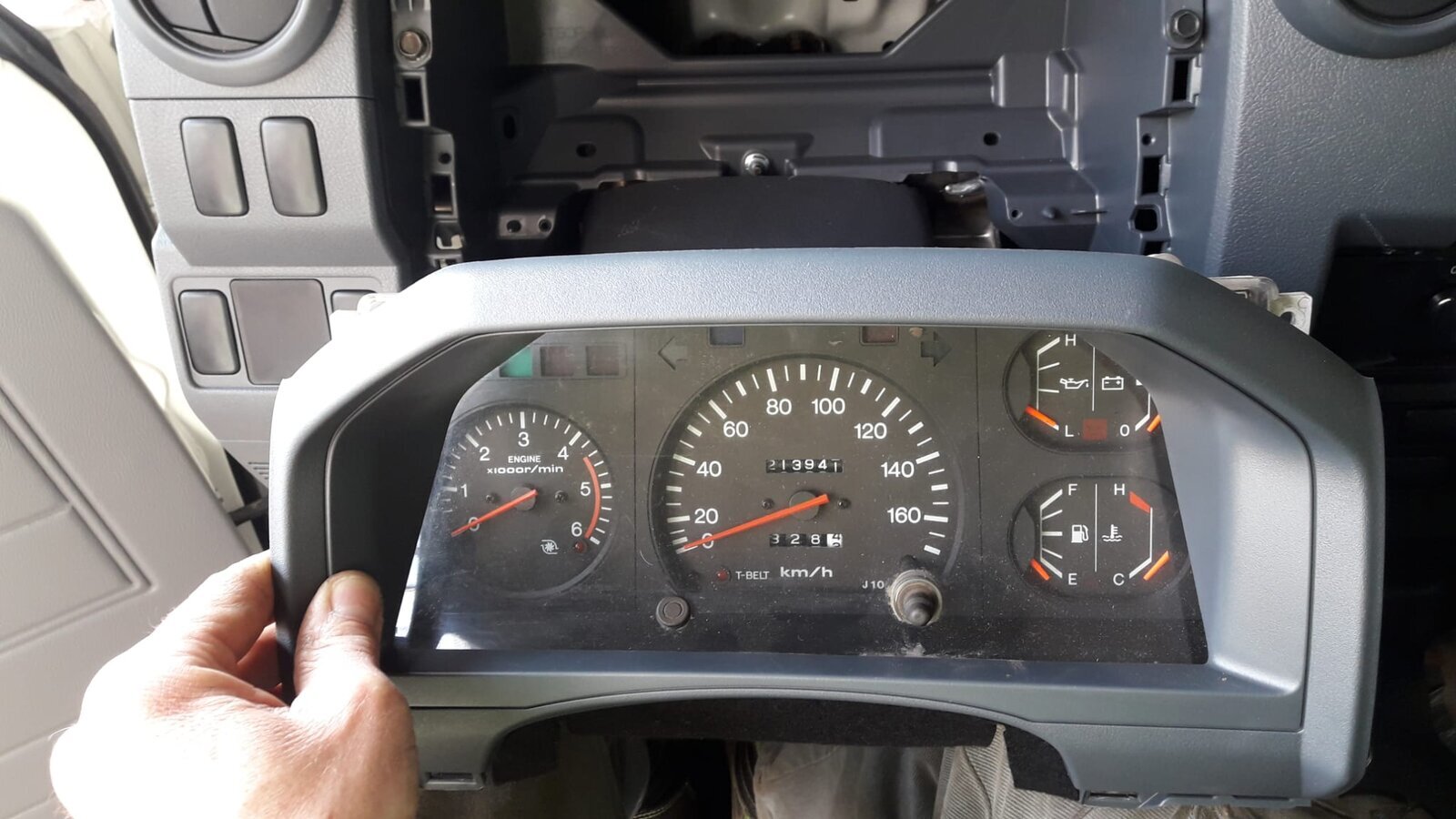speedometer dashboard GRJ71 and KZJ70 speedometer_2.jpeg