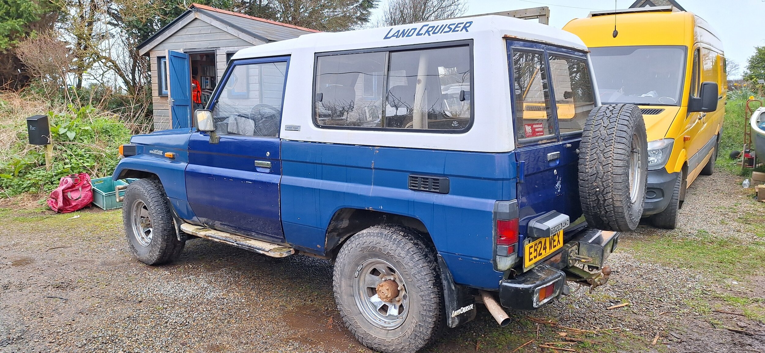 truck1.jpg