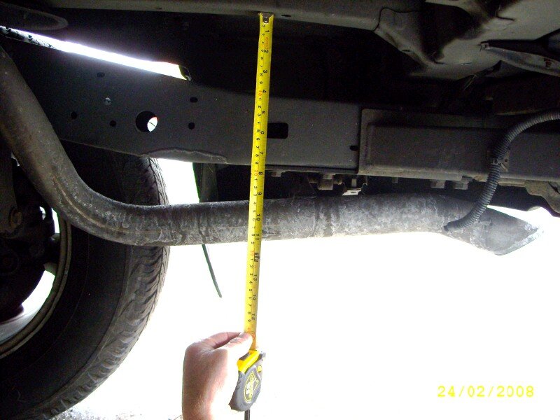 Land Cruiser underneath rear (9).jpg
