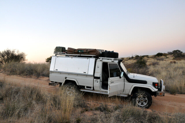 Toyota Cruiser (3).JPG