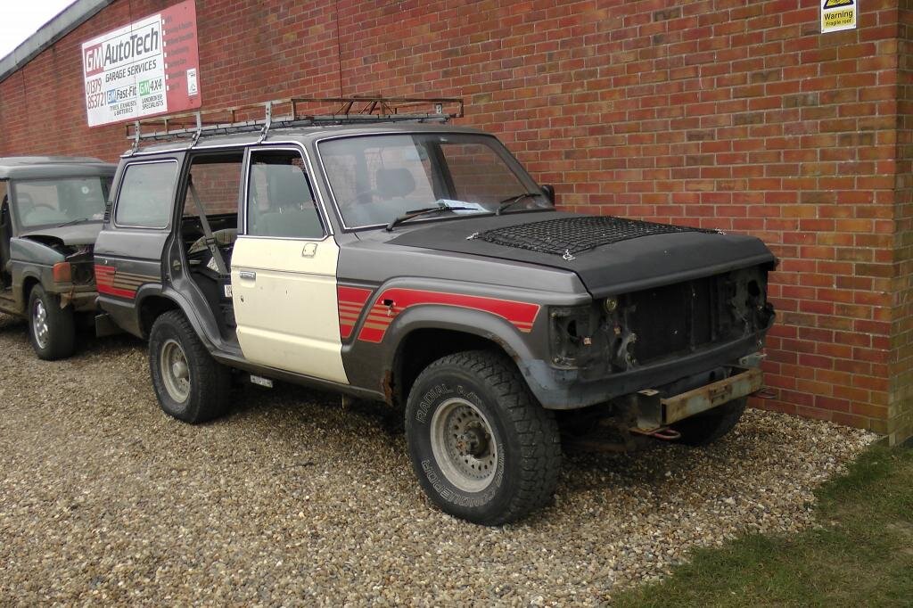 landcruiser1_zpse35cd299.jpg