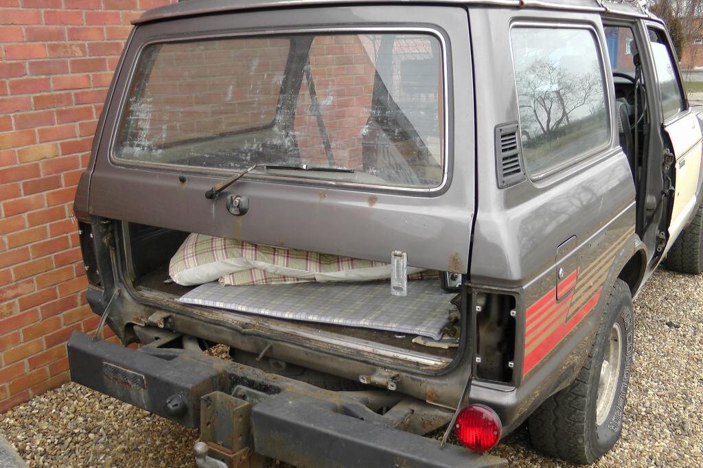 landcruiser3_zpsbe603bb4.jpg