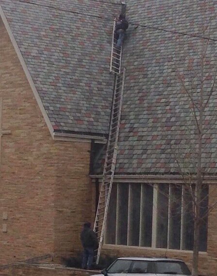 1390549908_ladder-idiot.jpg
