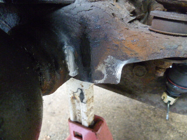 Welded crack.JPG