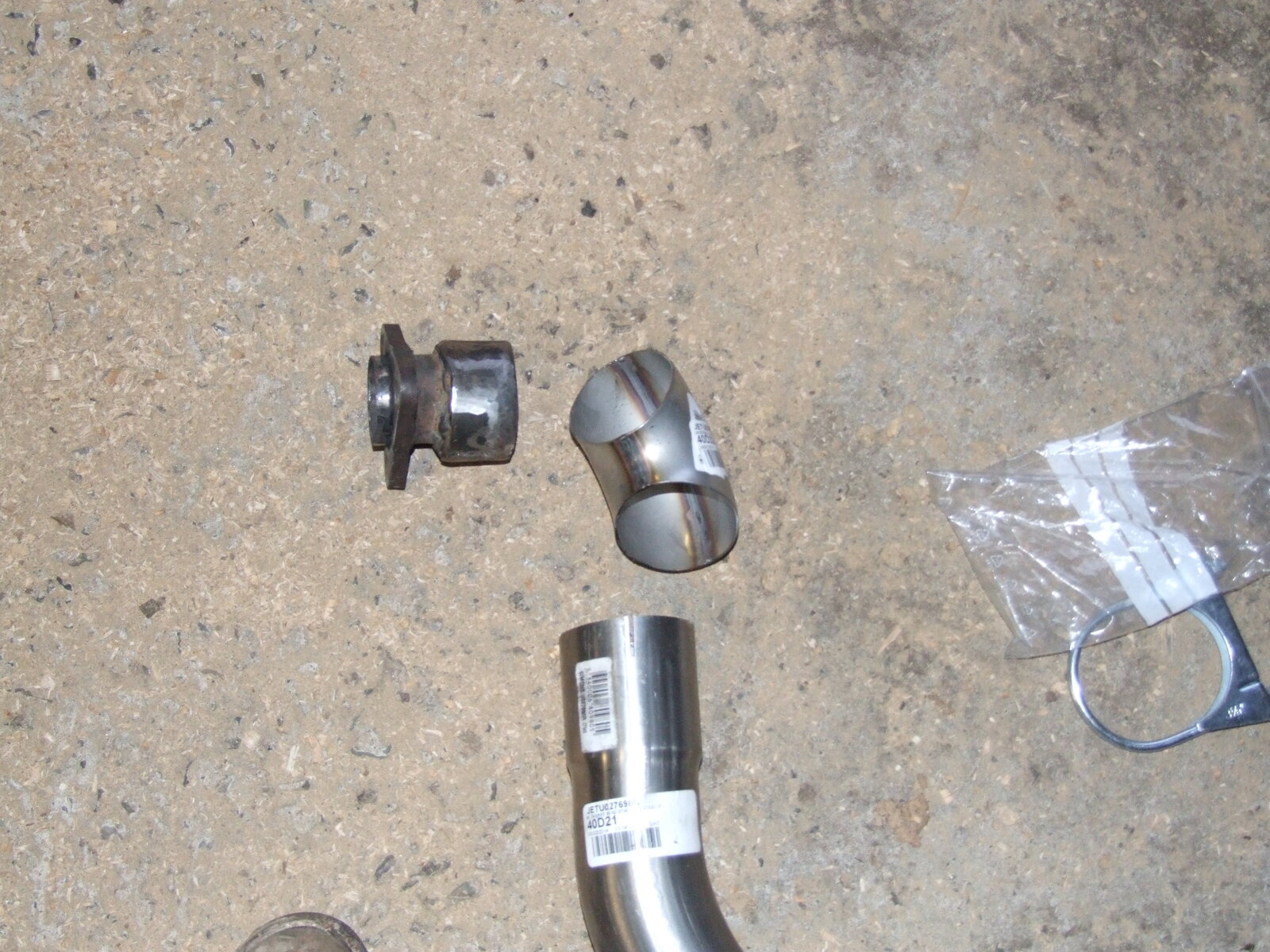 60 stainless exhaust 2 004.JPG