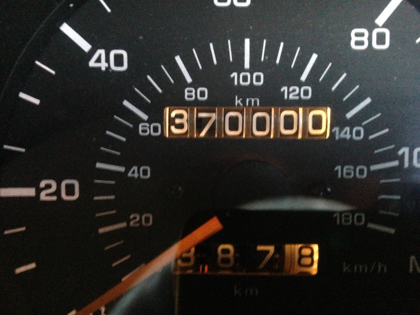 Landcruiser pics 012.JPG