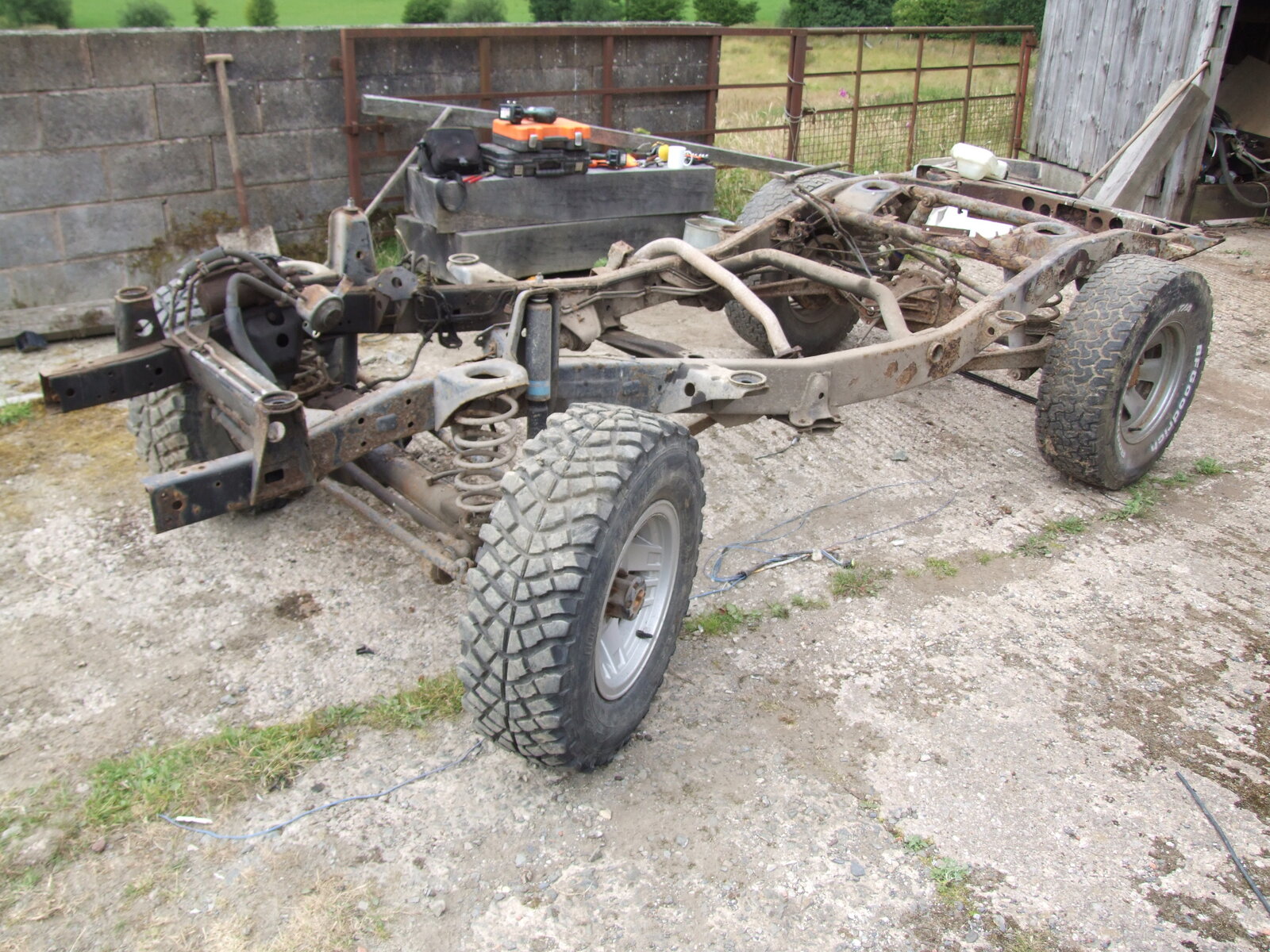 88 lj70 1 014.JPG
