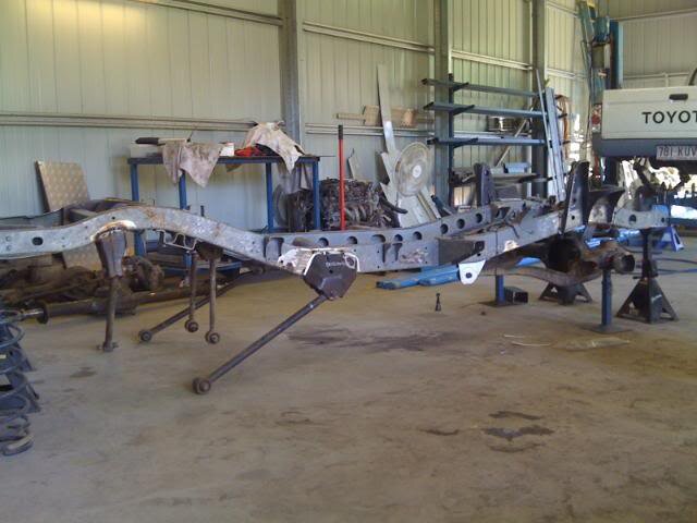 Gal Chassis 14b.jpg