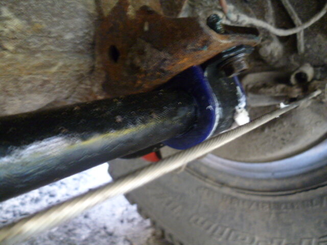 Rear ARB bush.JPG