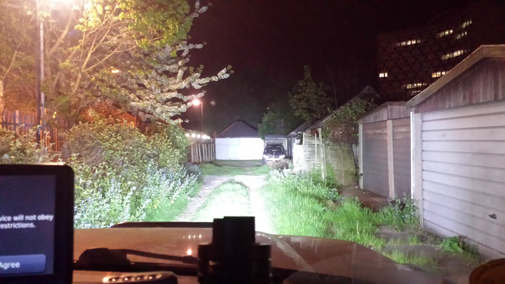Main beam + 2 LED light bars.jpg