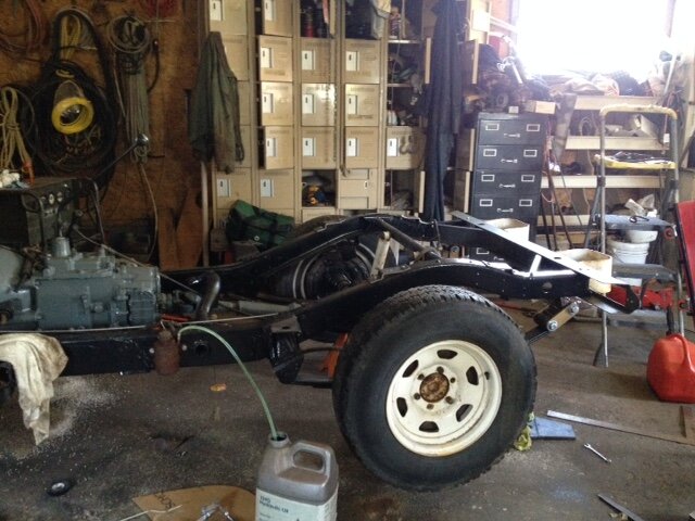 frame garage.JPG