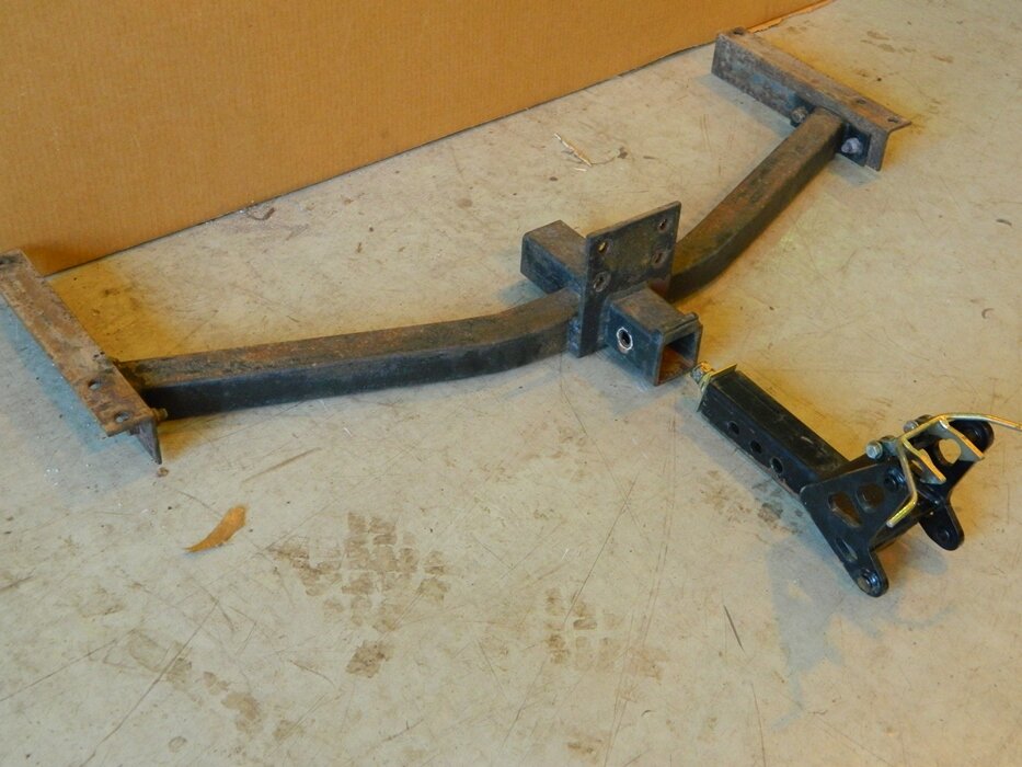 DuxTOWBAR.jpg