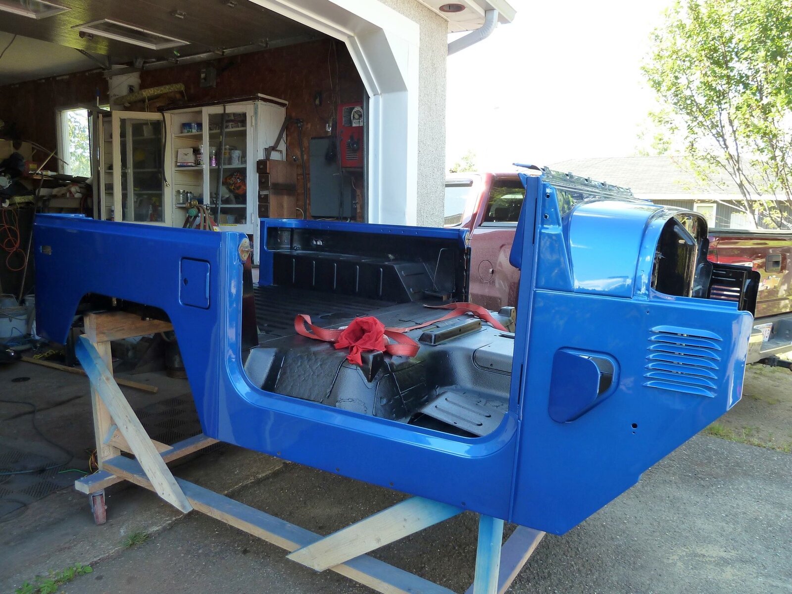 bj 40 tub painted blue.jpg