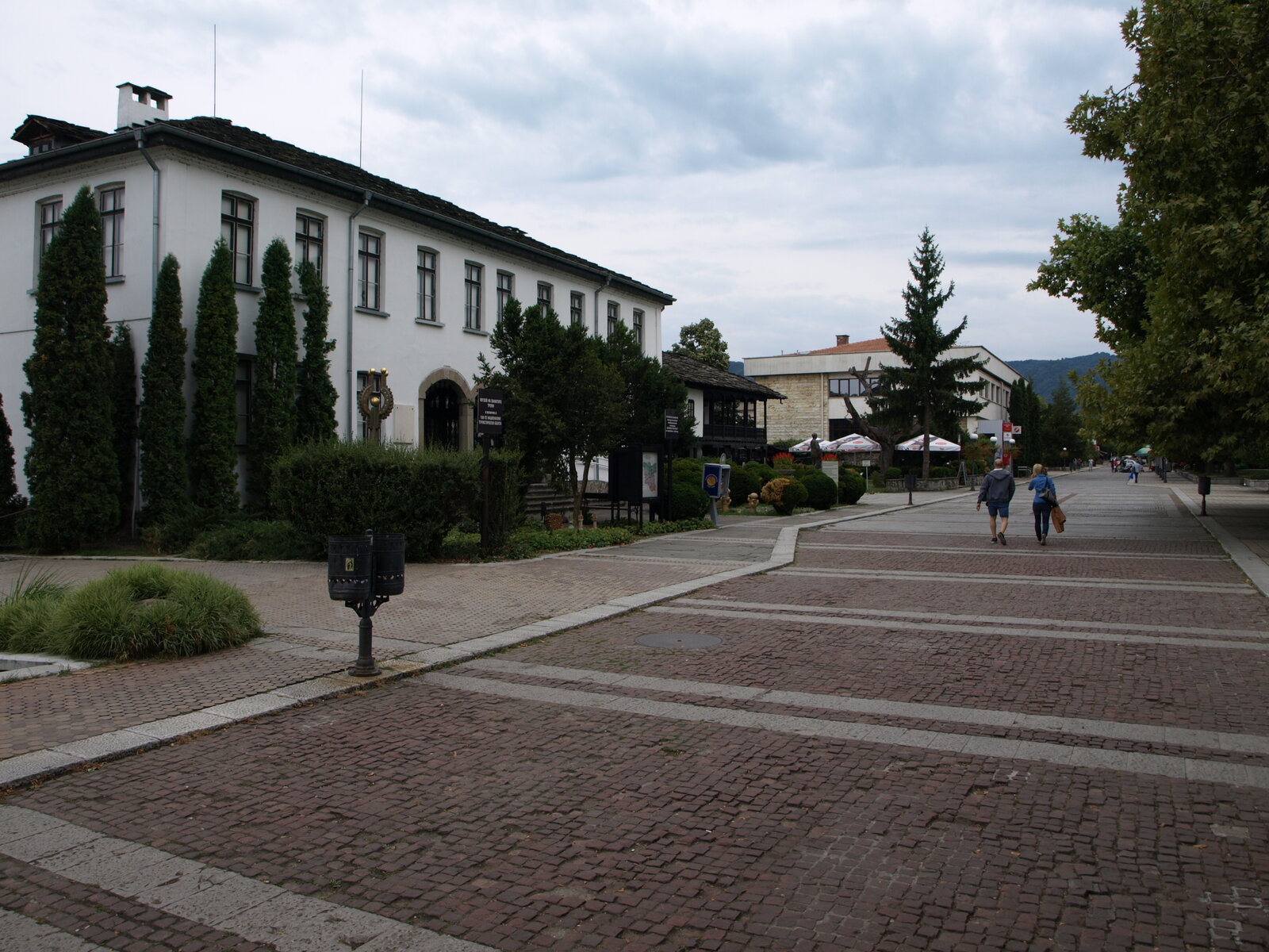 Apriltzi 089.jpg