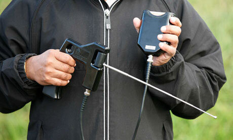 Fake-bomb-detector-009[1].jpg
