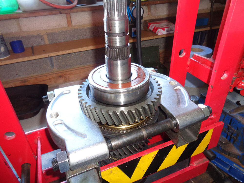 The 105-150mm gear seperator .jpg The 105-150mm gear seperator .jpg