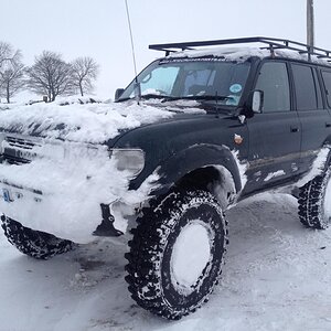 snow fun 3.jpg