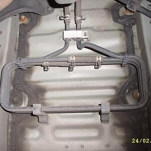 Land Cruiser underneath rear (1).jpg