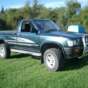 Hilux 004.jpg