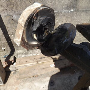 Upper ball joint removal 001.JPG