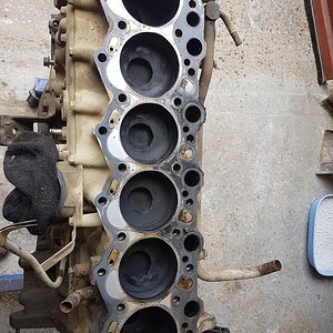 6 engine.jpg