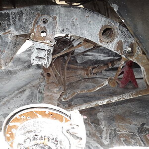 paint axle 002.JPG