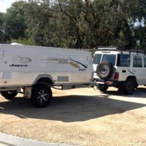camper-trailer-4wd-combo-300x225.jpg