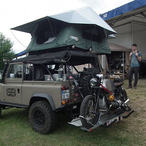 DSCF8953.JPG