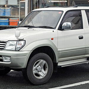 Toyota_Land_Cruiser_Prado_90_005.JPG