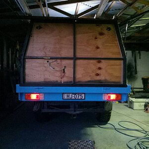 tail lights wired up 068.jpg