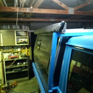 spare wheel & awning 029.jpg