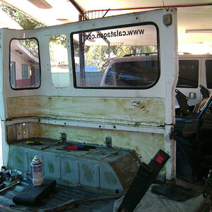 Landsy-106..jpg