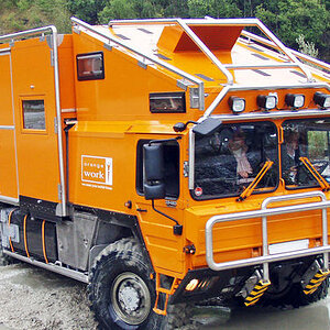 Expedition-truck-and-mobile-home-4x4-6x6-MAN-TGM-KAT-Unimog-articleTitle-d034744f-606437.jpg