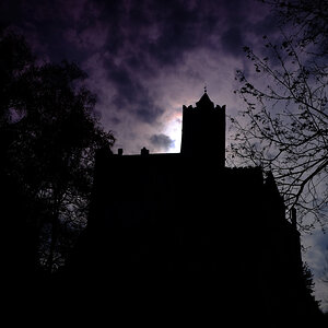 Bran Castle silhouette.jpg