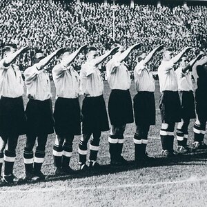 England Nazi salute .jpg