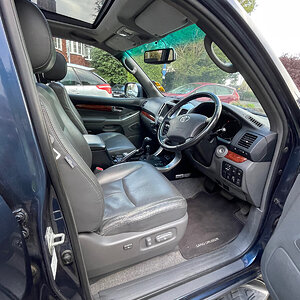 Landcruiser-05.jpeg