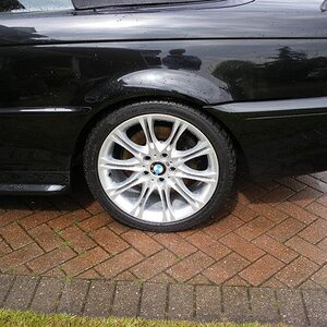 BMW E46 Wheels 2 005.jpg