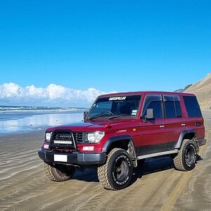 kzj78-beach-maxxis2.jpg