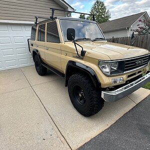 Land Cruiser Prado.jpg