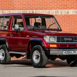 auction land cruiser.jpg