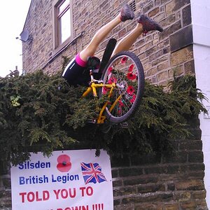 Yorkshire warning to Tour de France.jpg