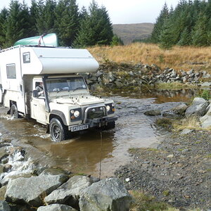 House on wheels.JPG