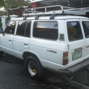 Toyota Land CruiserHJ61 '86 02.png